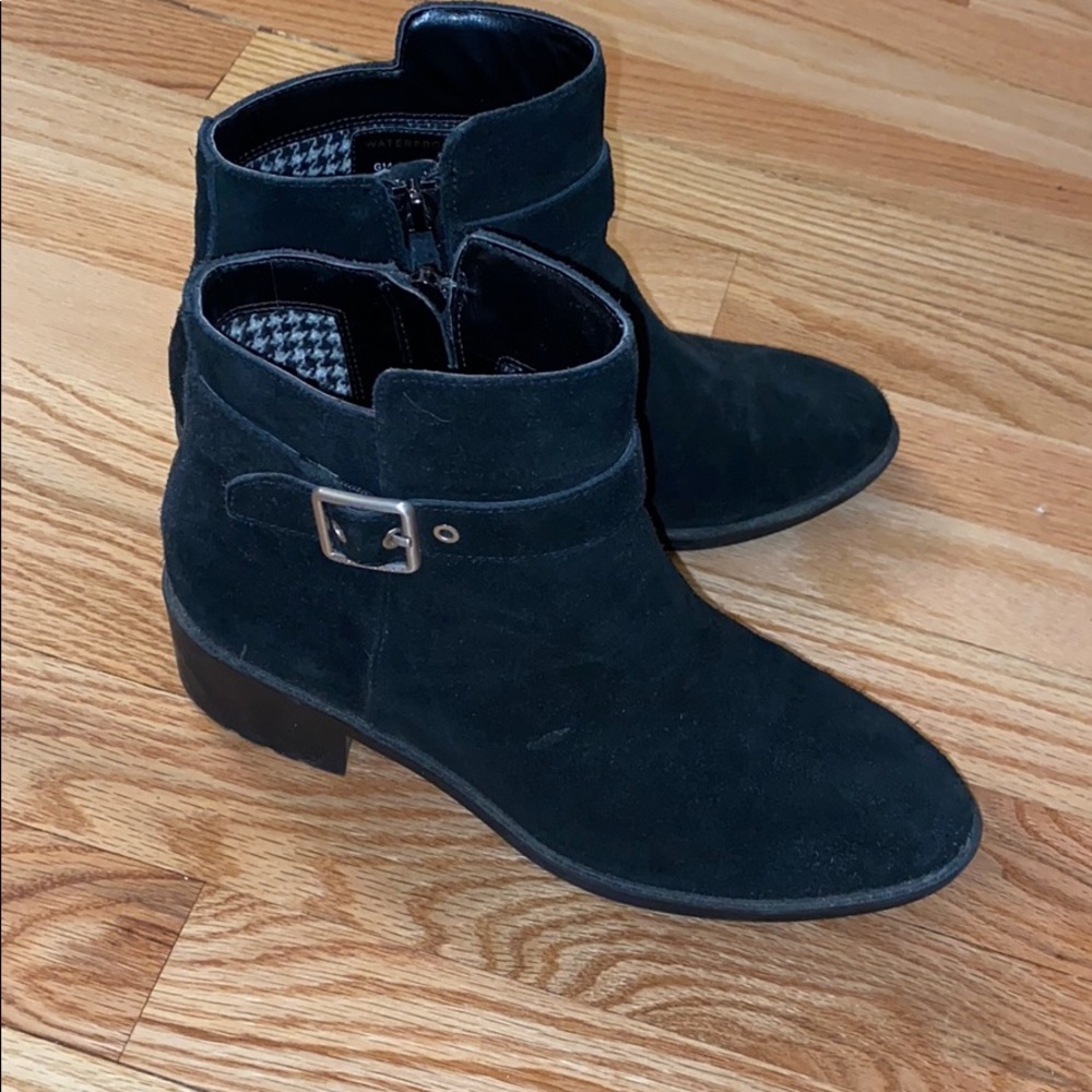 Cole Haan weather proof booties. Black. Size 7